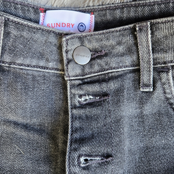 Sundry High-Rise Skinny Jeans with Leopard Side Trim – Size 29 - Picture 5 of 11